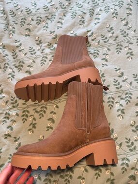 Universal Thread Brown Suede Chunky Lug Chelsea Booties